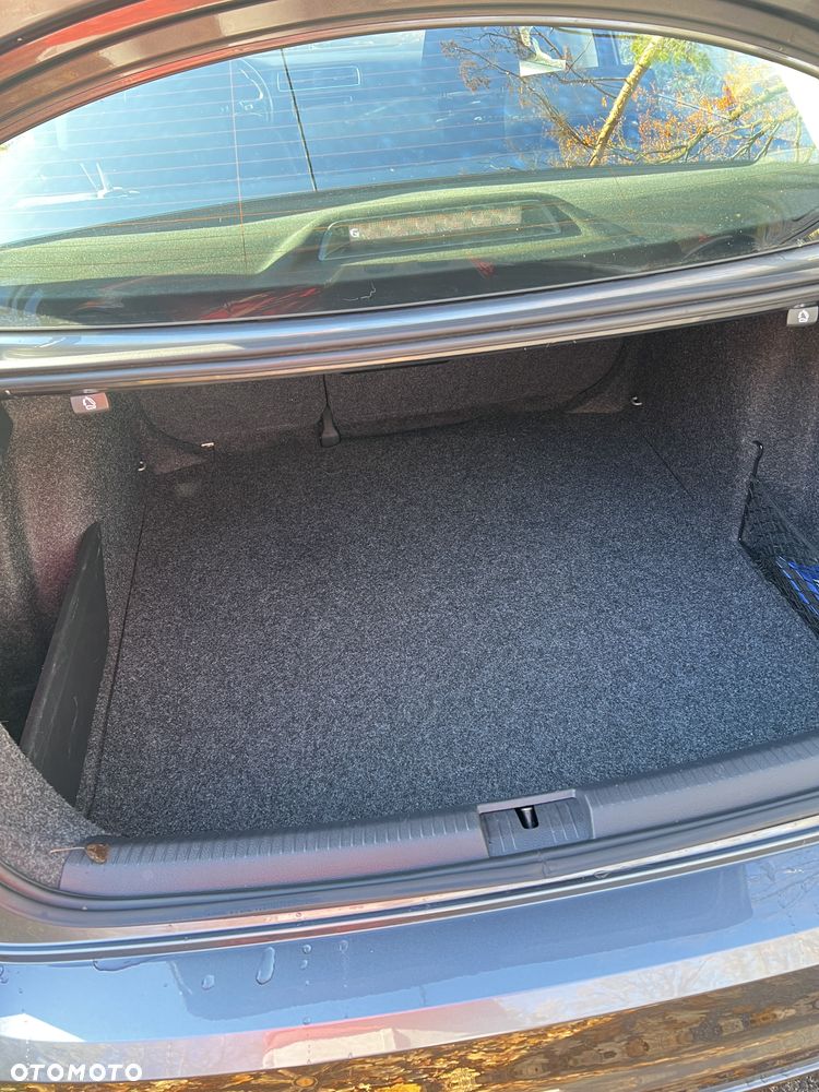 Volkswagen Jetta 1.4 TSI BMT Comfortline - 16