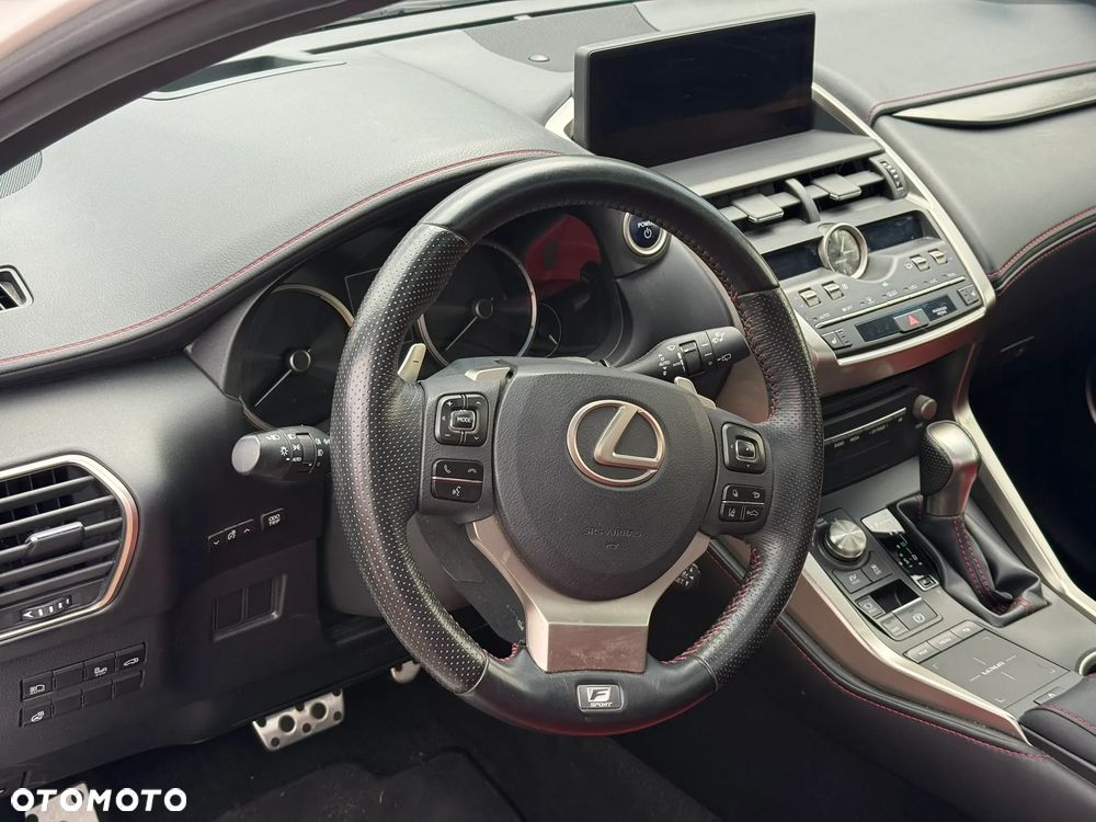 Lexus NX 300h F Sport Edition AWD - 17
