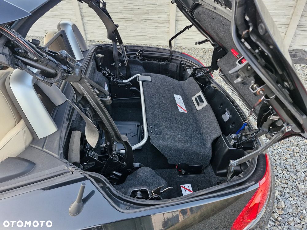 BMW Z4 sDrive23i - 27