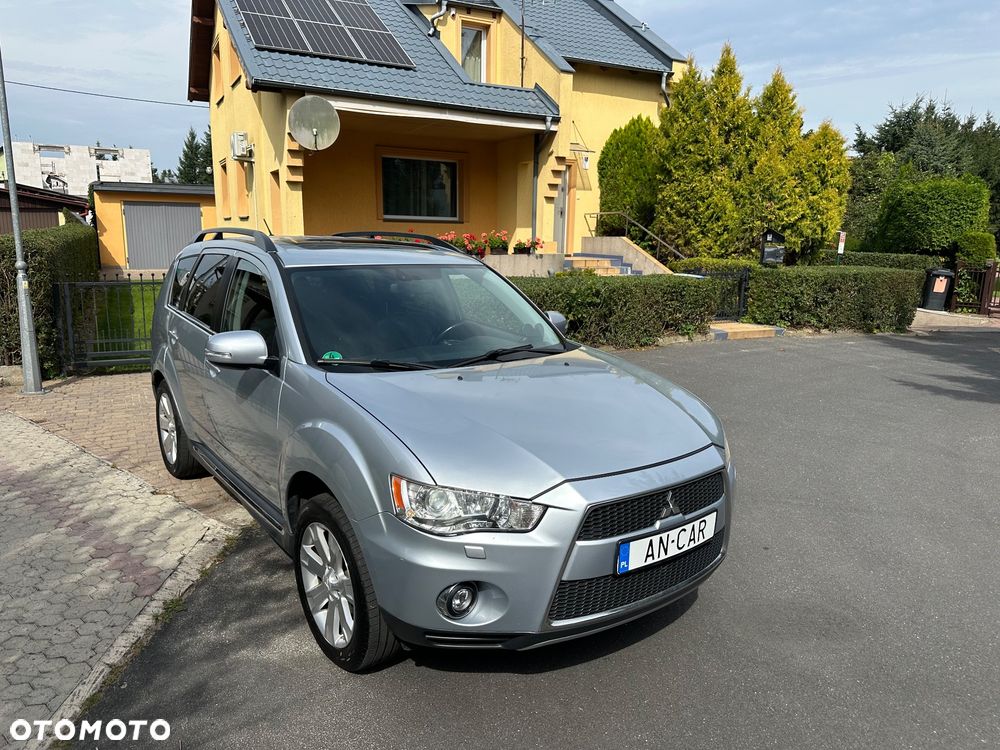 Mitsubishi Outlander 2.4 Invite CVT - 1
