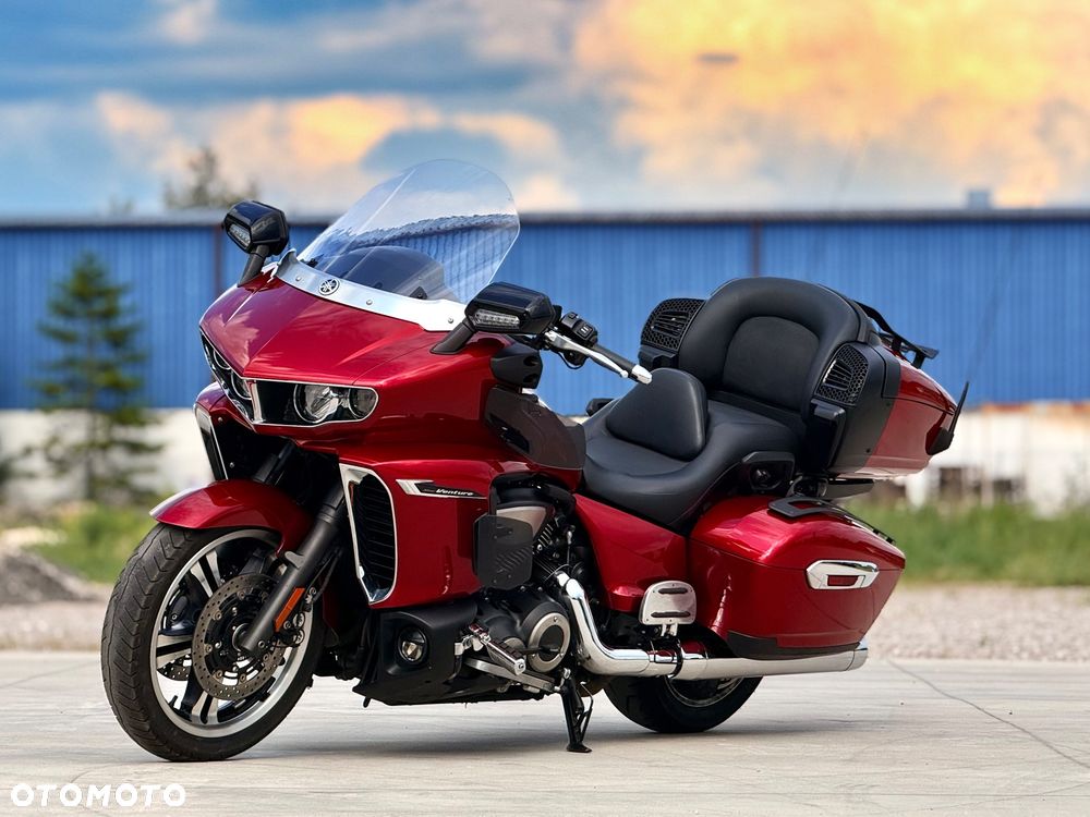 Yamaha Venture - 3