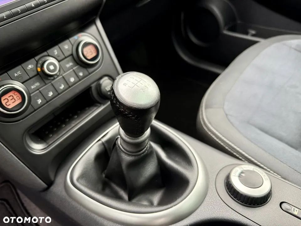 Nissan Qashqai 2.0 4 x 4 tekna - 26