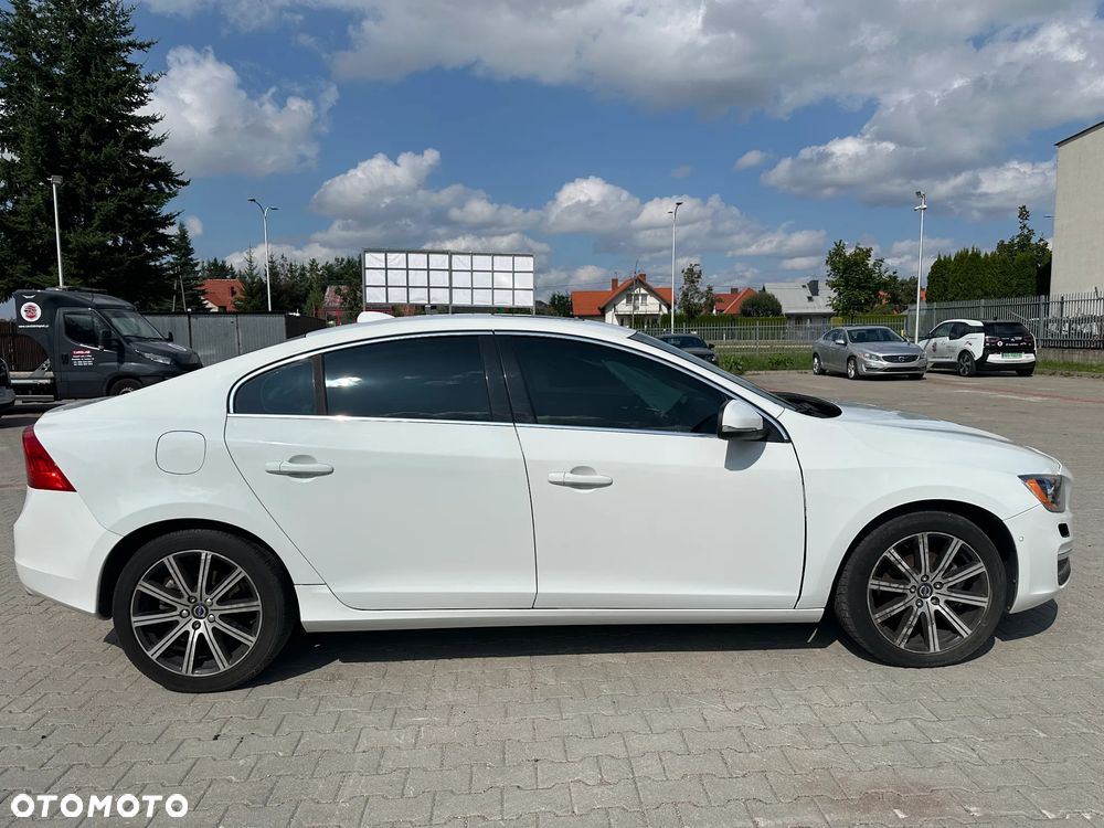 Volvo S60 - 18