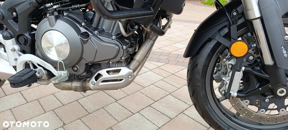 Benelli TRK 502 - 28