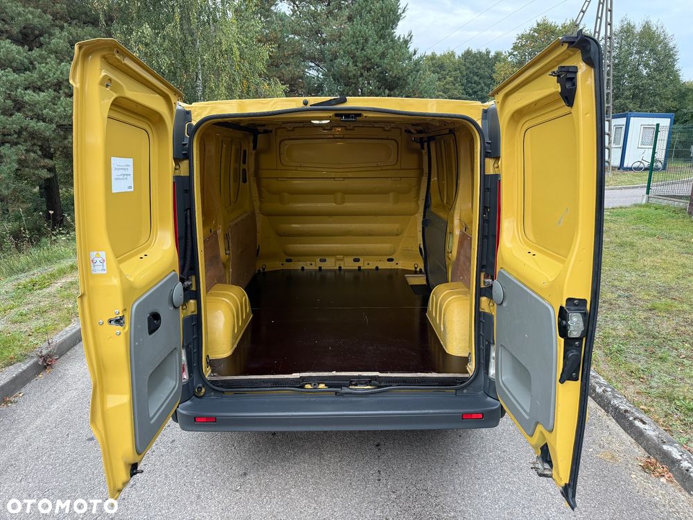 Opel Vivaro - 25