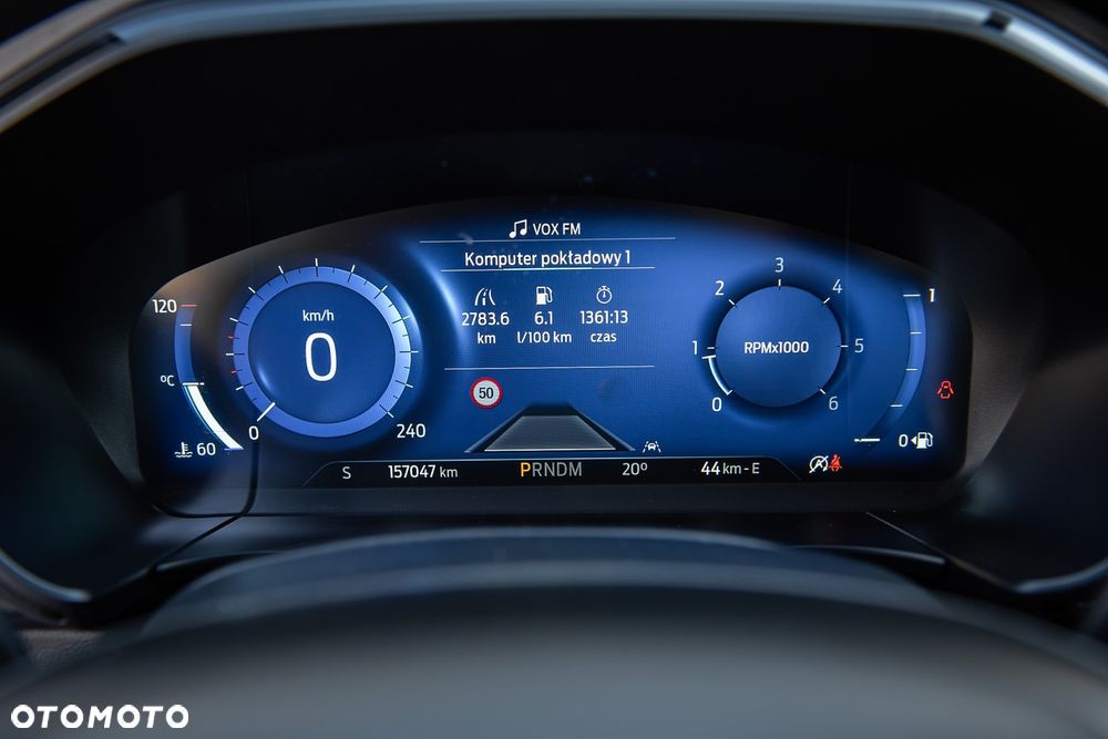 Ford Kuga 2.0 EcoBlue 4x4 ST-LINE X - 18
