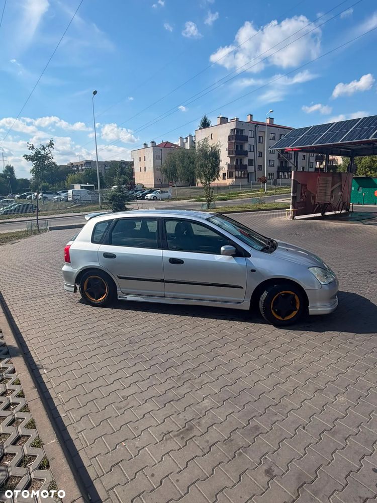 Honda Civic 1.4i S - 3