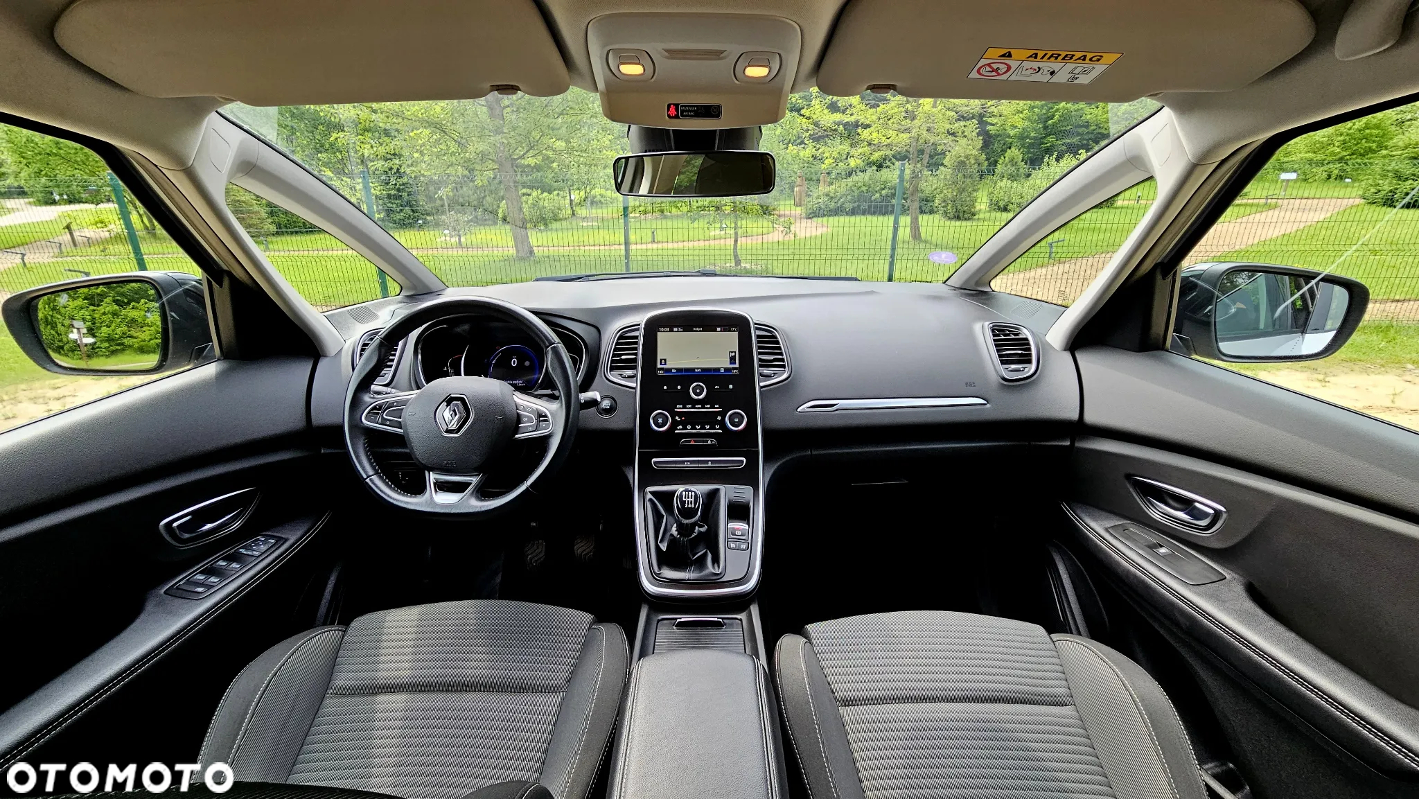 Renault Scenic 1.3 TCe FAP Zen - 6