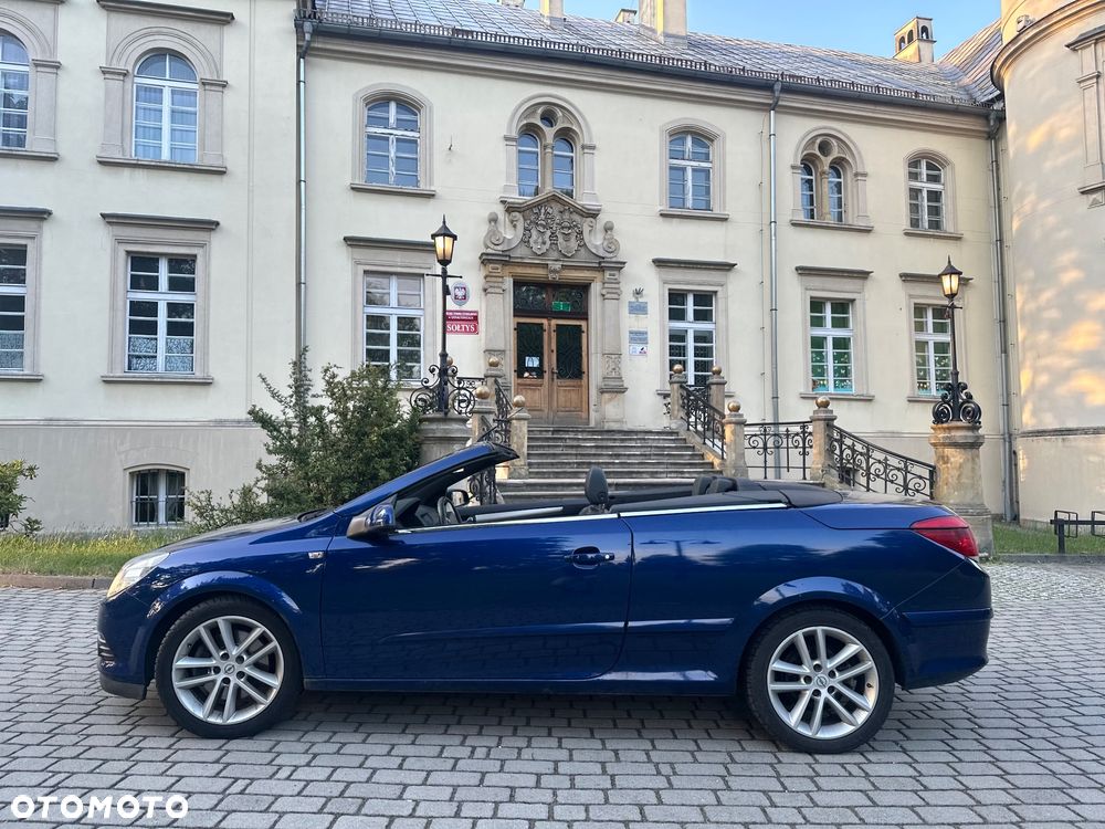 Opel Astra 1.9 CDTI Cosmo - 9