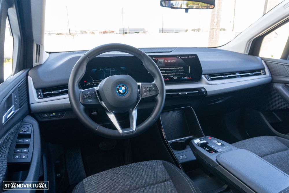 BMW 225xe Active Tourer e xDrive Edição Optimized - 25