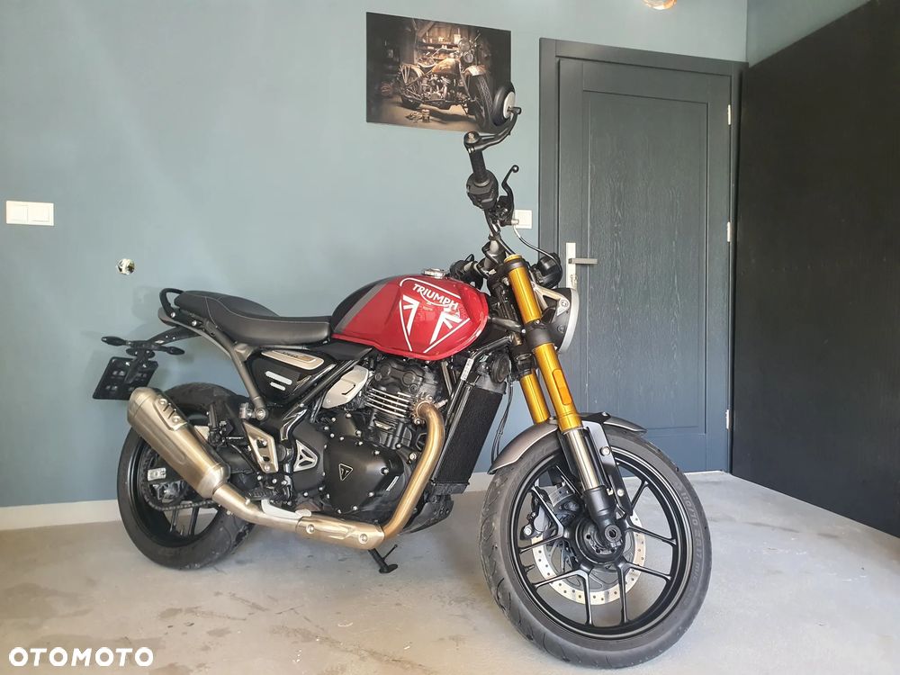 Triumph Scrambler - 1