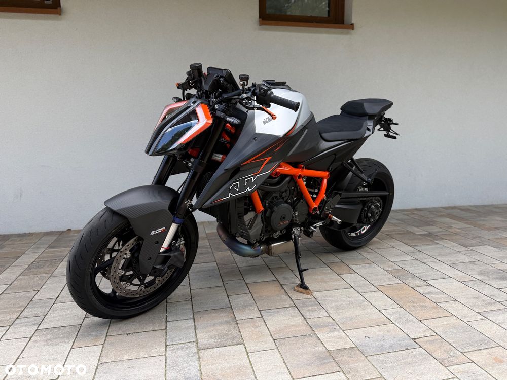 KTM Super Duke - 17