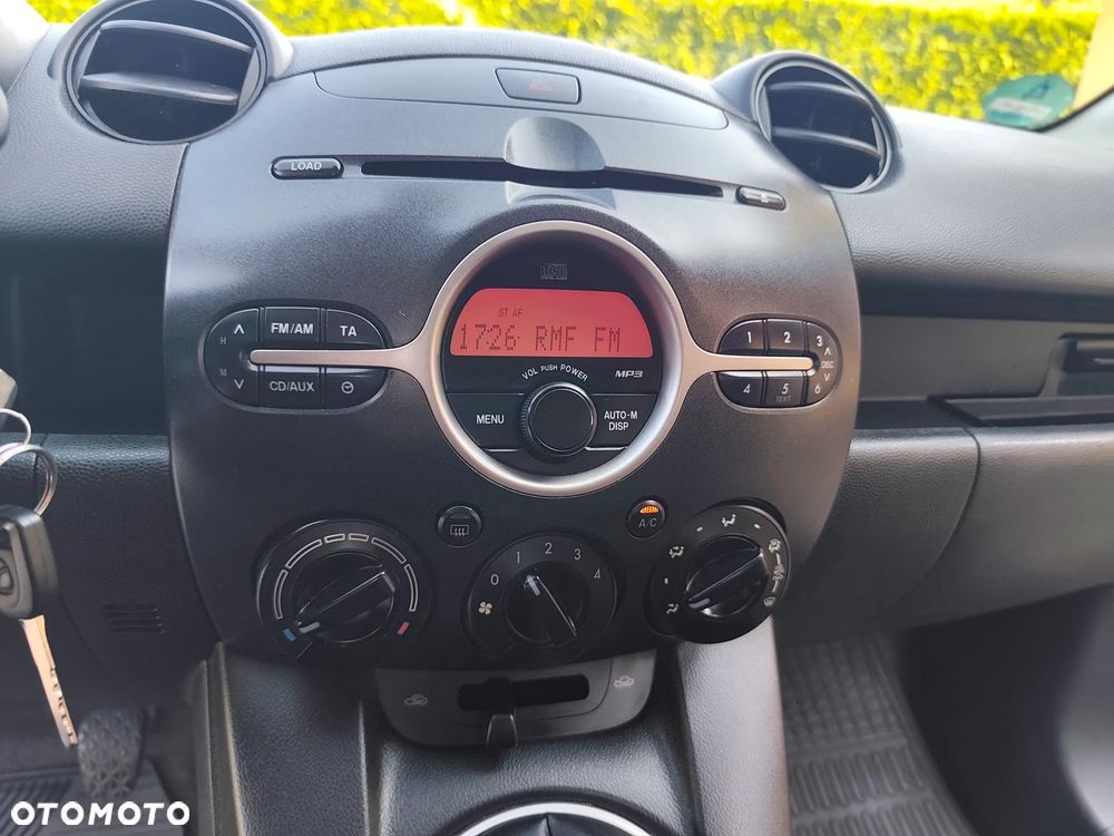 Mazda 2 1.3 MZR Active - 16