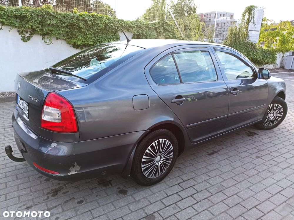 Skoda Octavia 1.6 - 3