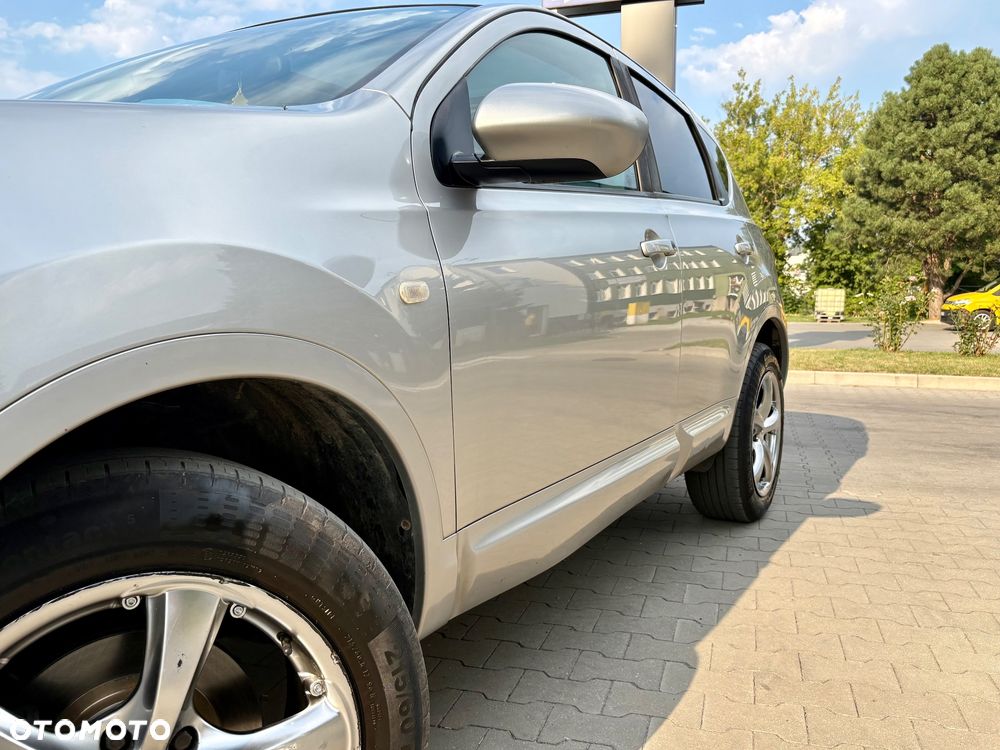 Nissan Qashqai 2.0 4 x 4 tekna - 17