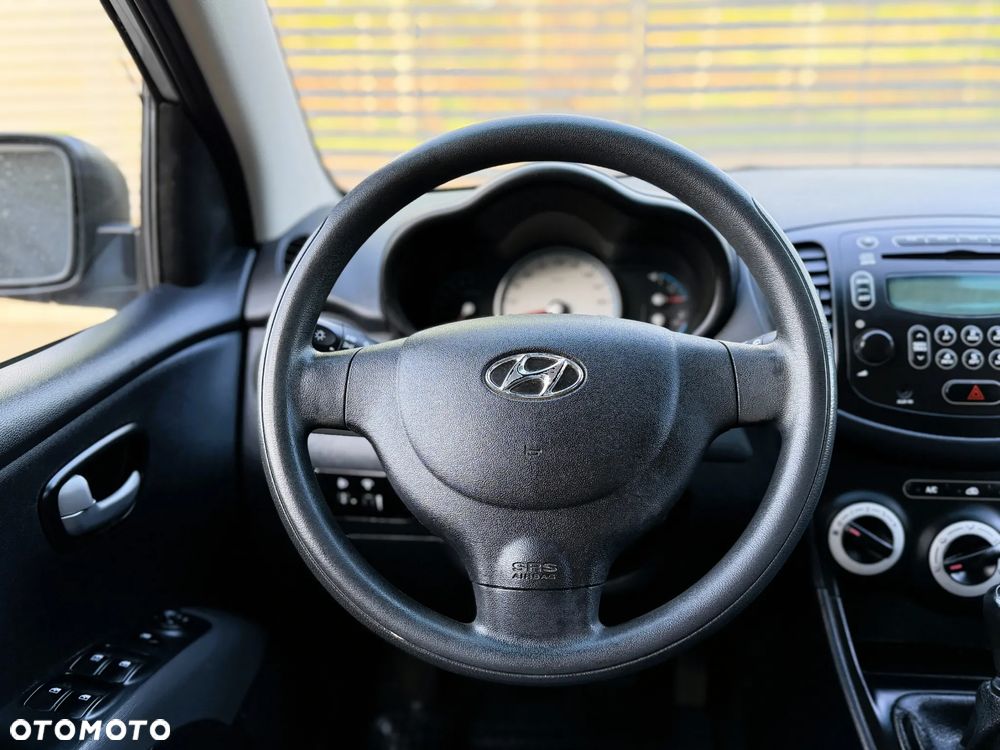 Hyundai i10 - 15
