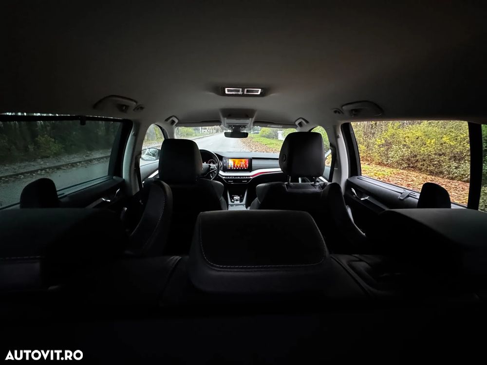 Skoda Octavia Combi 2.0 TDI DSG Exclusive Plus - 26