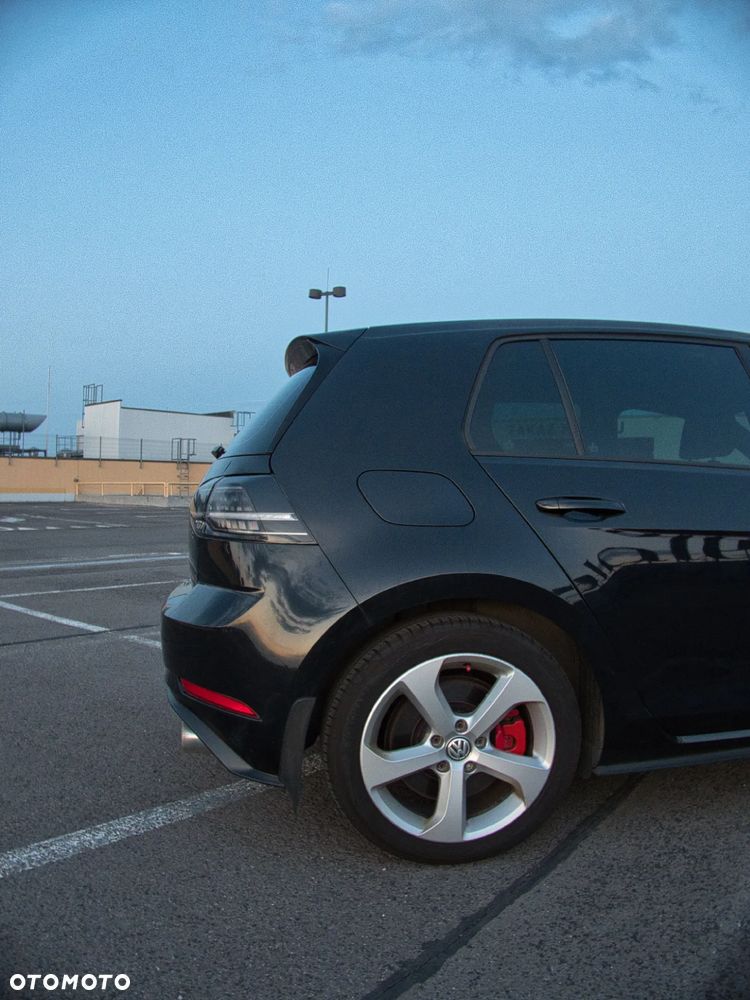 Volkswagen Golf 2.0 TSI BMT GTI Performance - 5