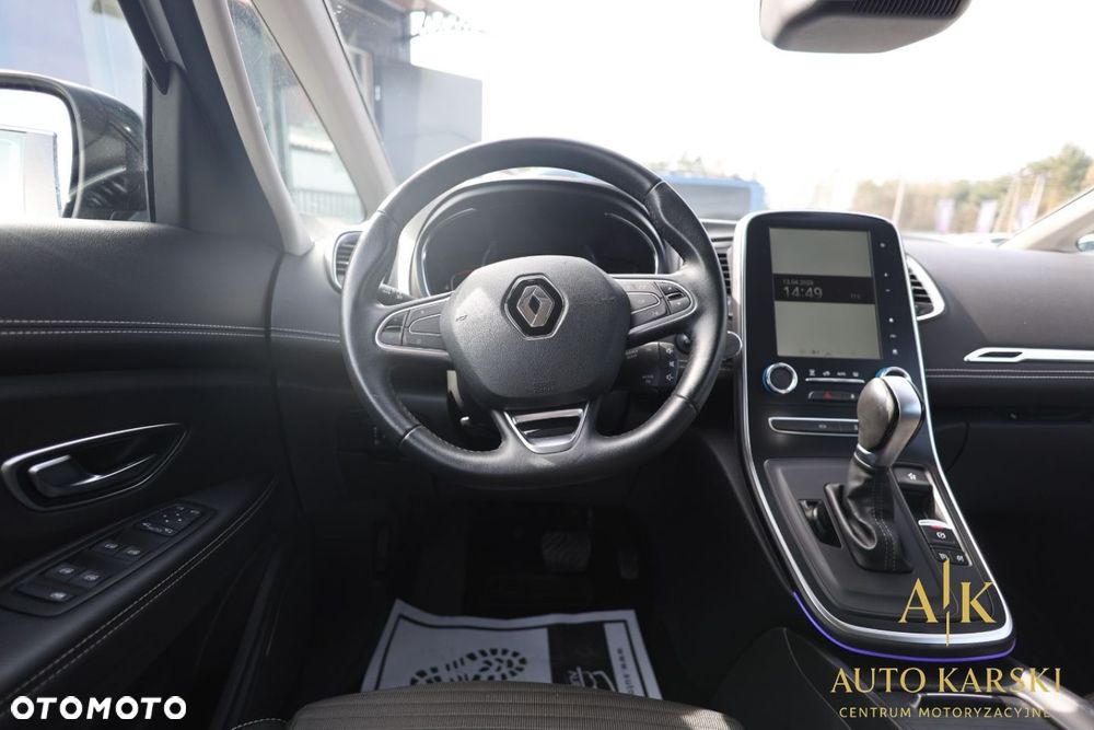 Renault Scenic - 8