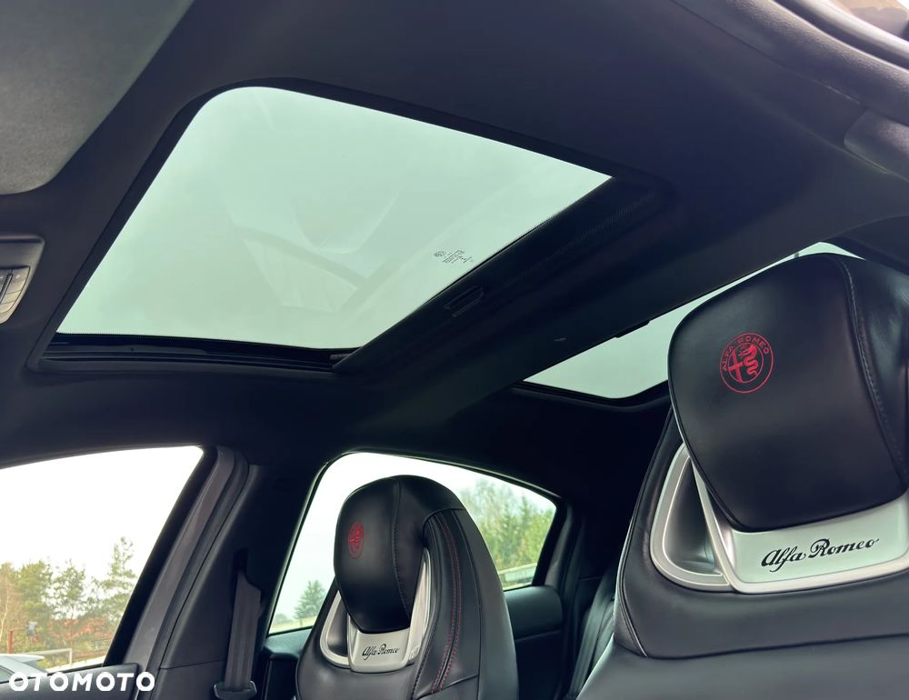 Alfa Romeo Giulietta 1.8 TBi 16V TCT Veloce - 27