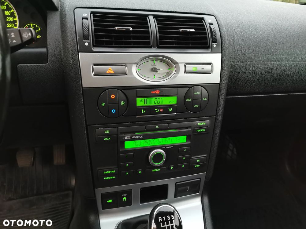 Ford Mondeo 1.8 Viva - 23