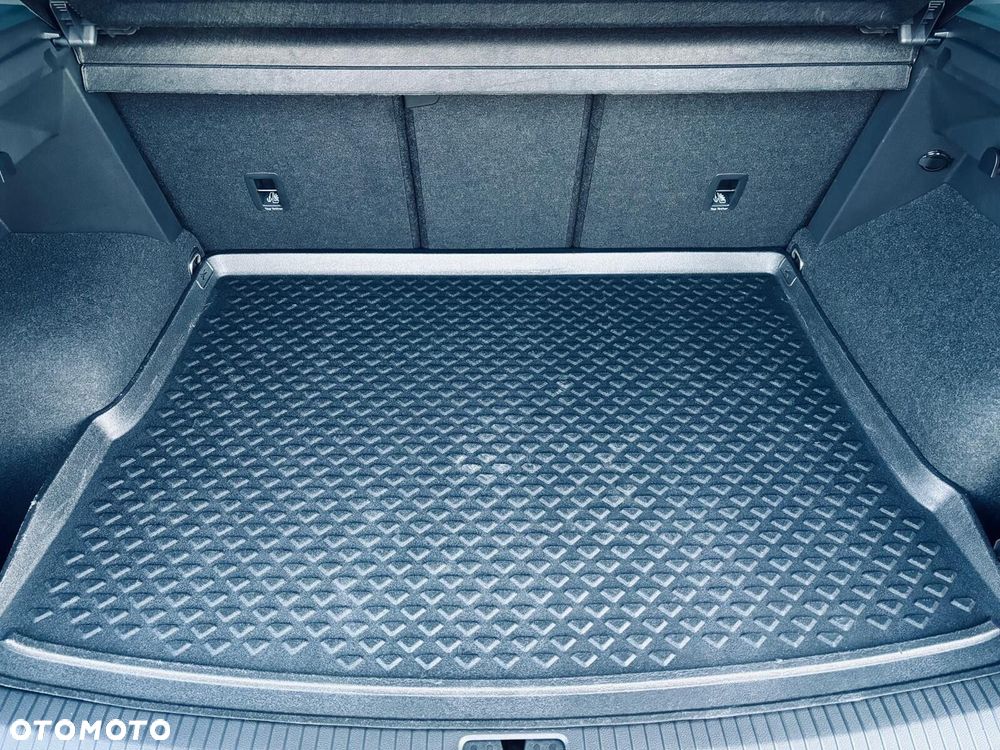 Volkswagen Tiguan 2.0 TSI 4Mot Elegance DSG - 10