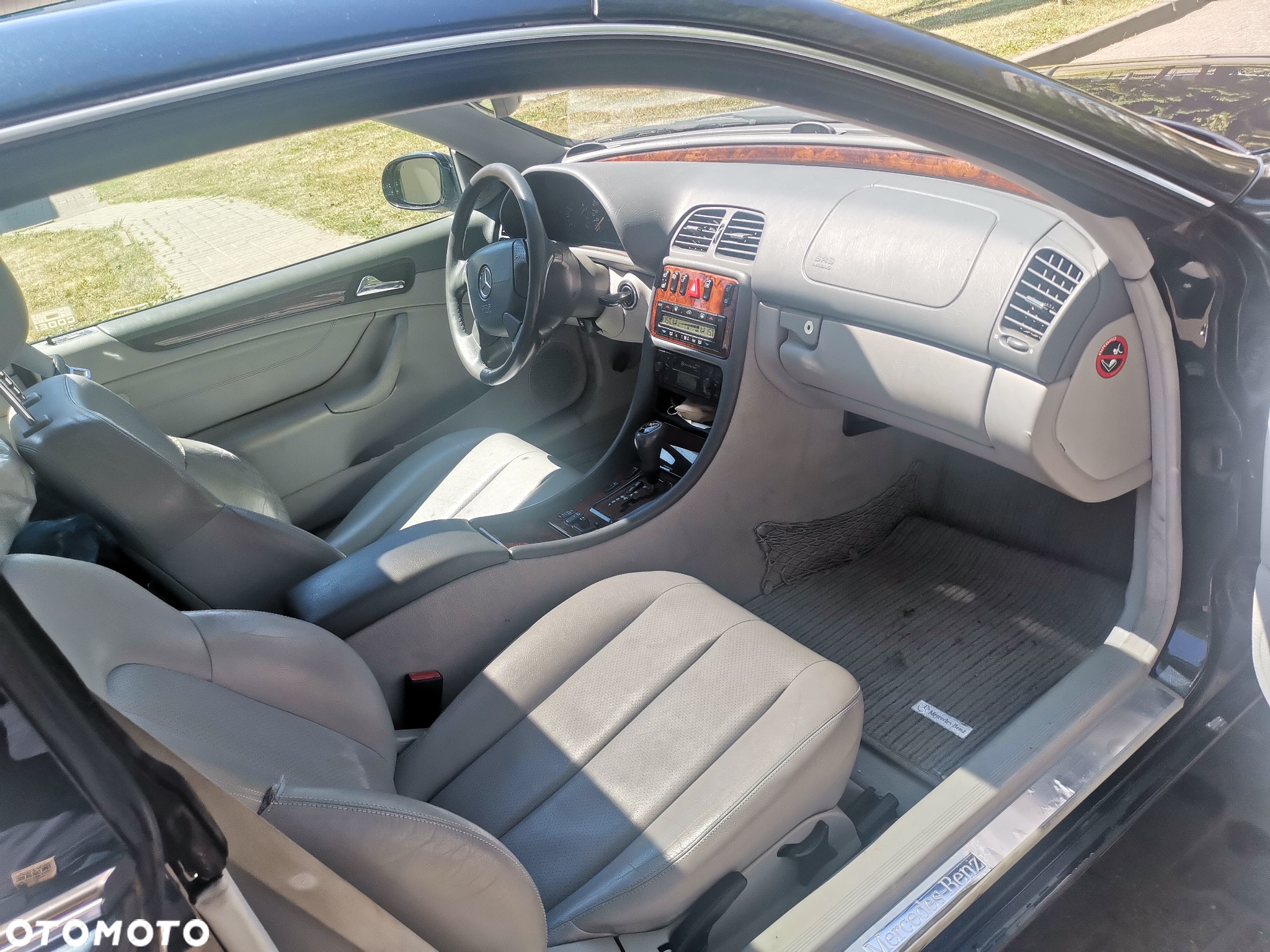 Mercedes-Benz CLK - 4