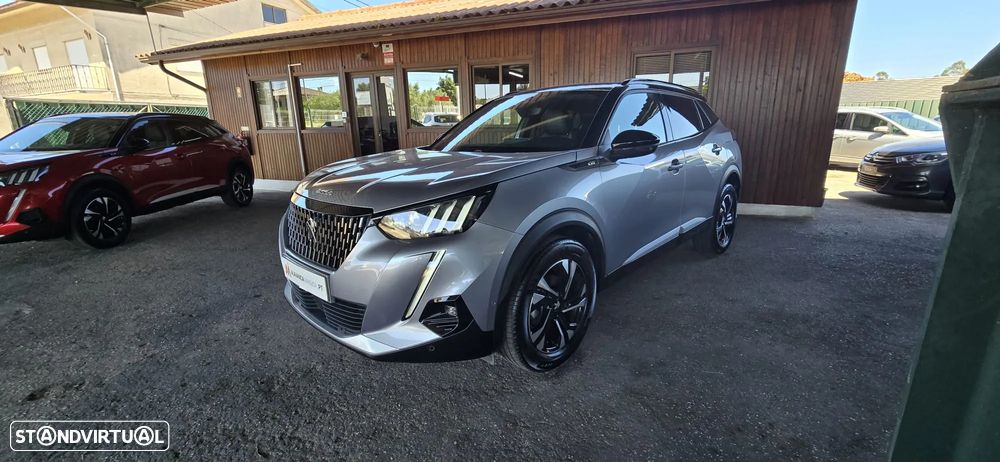 Peugeot 2008 PureTech 130 GT Pack - 4
