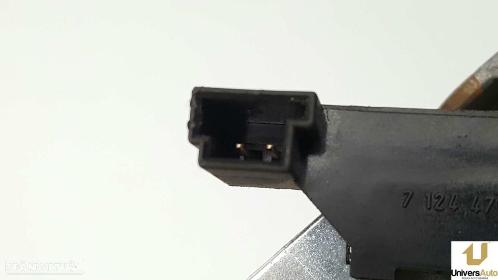 PUXADORA EXTERIRO DA MALA BMW SERIE 1 BERLINA (E81/E87) 118D - 5