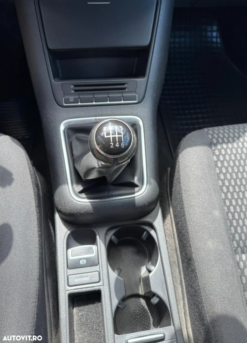 Volkswagen Tiguan 2.0 TDI 4Motion Trend & Fun - 11