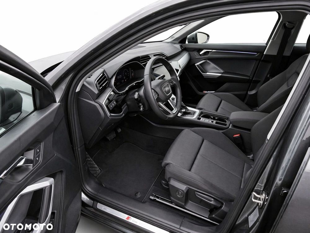 Audi Q3 Sportback - 3