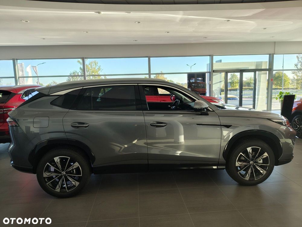 MG HS 1.5 T-GDI Exclusive DCT - 9