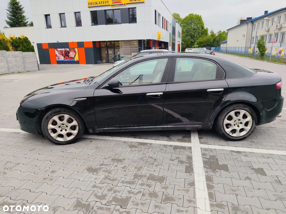 Alfa Romeo 159 1.9 JTDM 8V DPF Distinctive - 7
