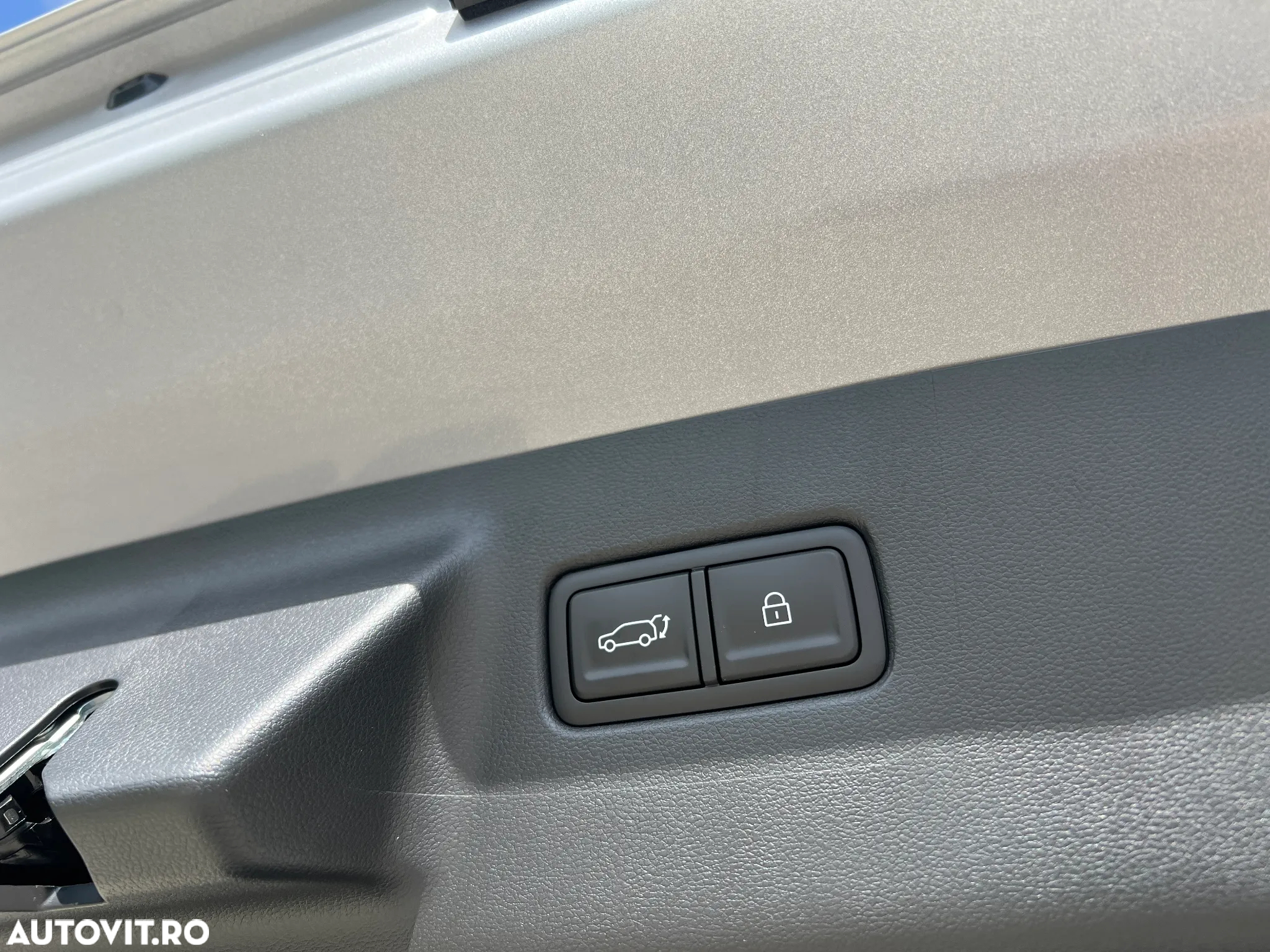 Hyundai Santa Fe 1.6 l 252 CP 4WD 6AT 7 locuri PHEV Calligraphy - 28