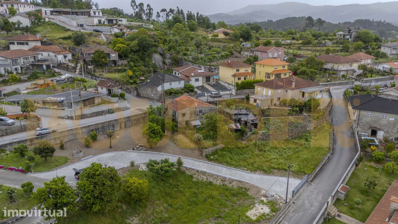 Moradia para restauro em Vilela - Grande imagem: 4/22