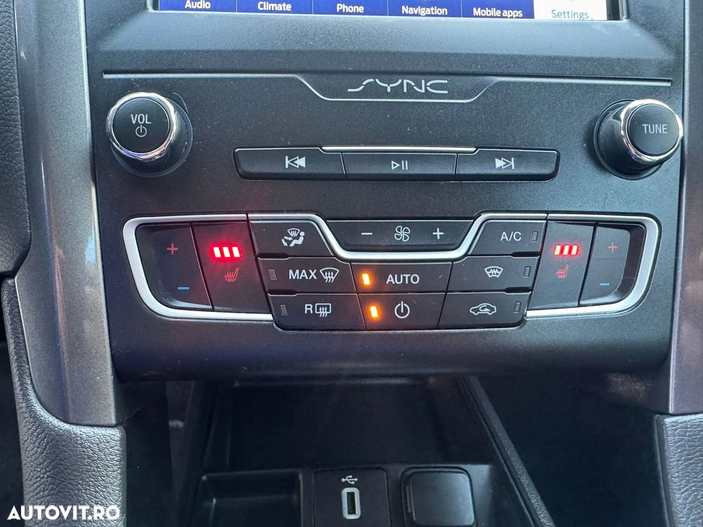 Ford Mondeo 2.0 EcoBlue Aut. Titanium - 19