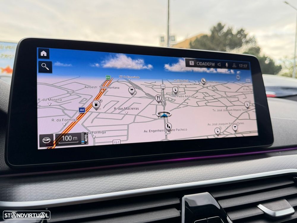 BMW 530 e Pack Desportivo M - 39