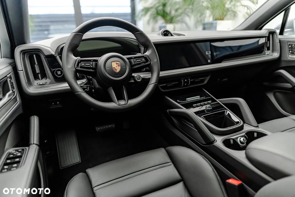 Porsche Cayenne Standard - 8