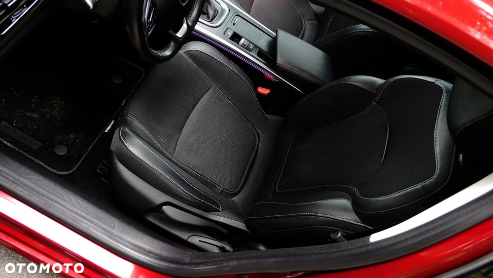 Renault Megane 1.3 TCe Intens EDC - 4