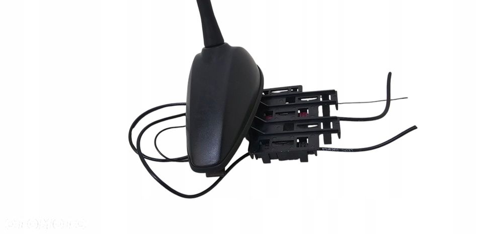 Bmw E81 E87 Lci Antena Dachowa Bat Navi Radia Wzmacniacz Podstawa 6929720 - 4