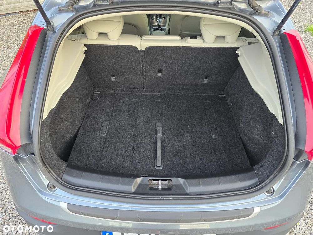 Volvo V40 Cross Country D2 Geartronic Summum - 22