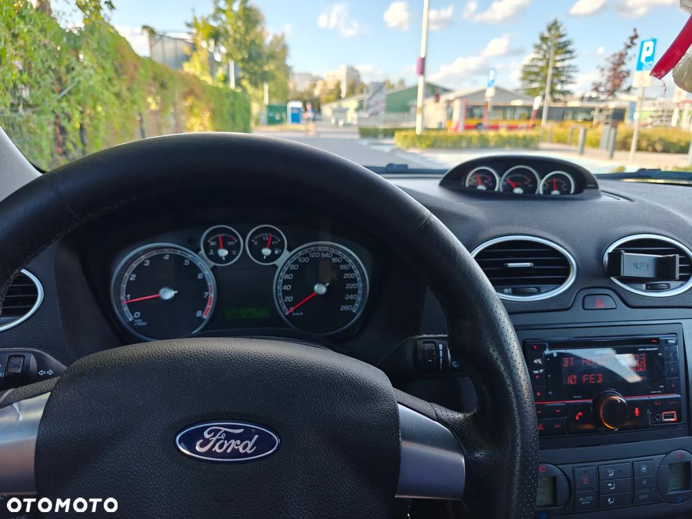 Ford Focus 2.5 ST - 19