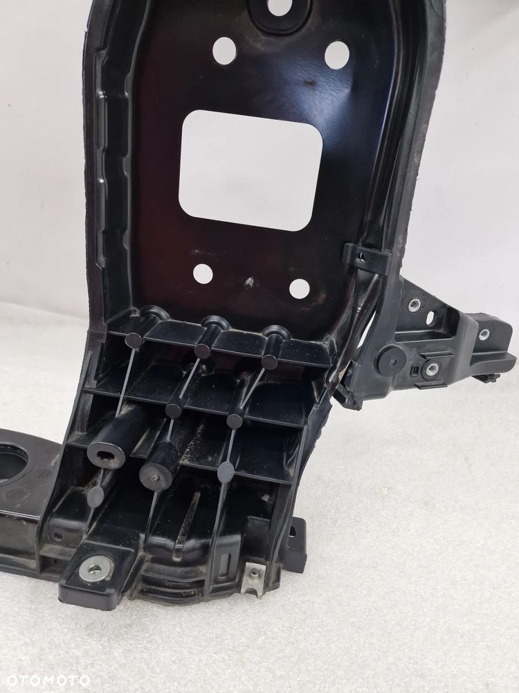 HYUNDAI TUCSON IV 4 20- WZMOCNIENIE / PAS PRZEDNI PRZÓD , NR 64110N7000 / 64101-N7000 , NR AUKCJI WZM392/2 - 11