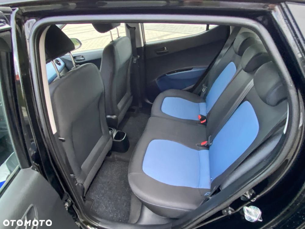 Hyundai i10 1.2 Fifa World Cup Edition - 35