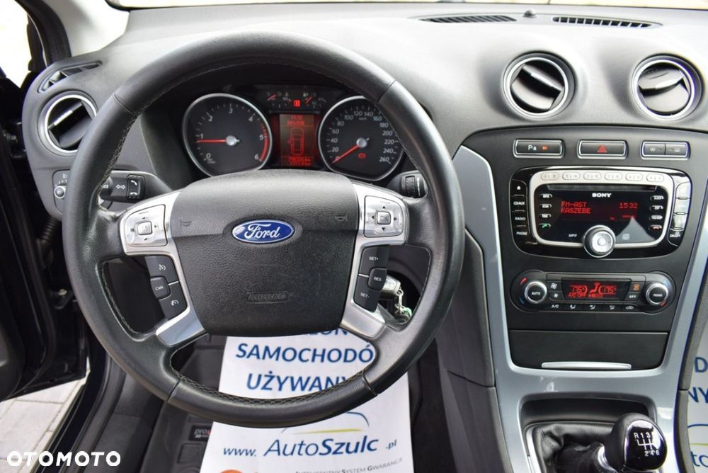 Ford Mondeo - 27