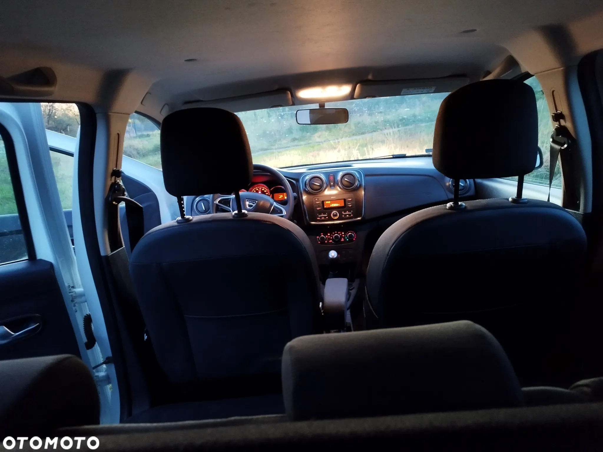 Dacia Sandero - 11