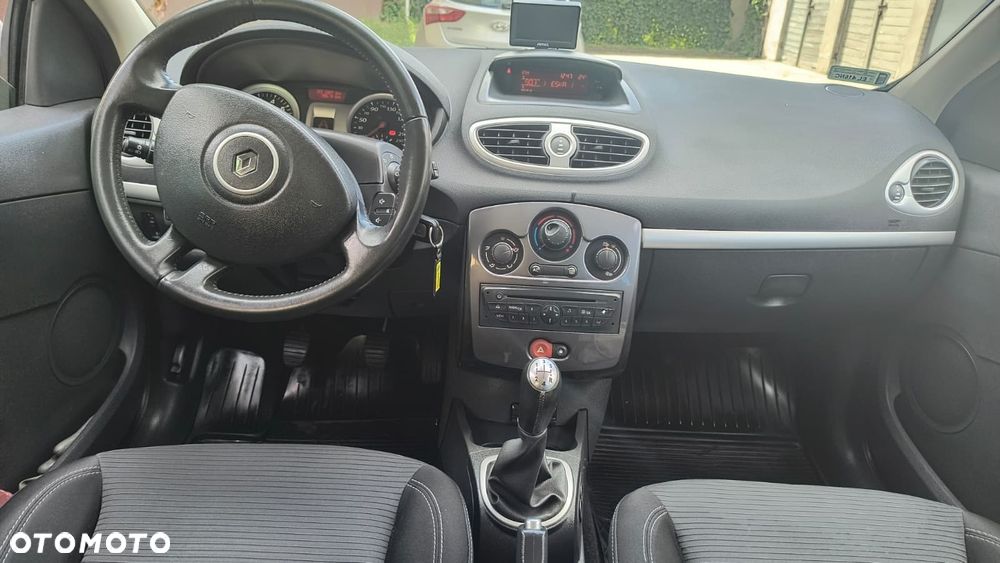Renault Clio - 5