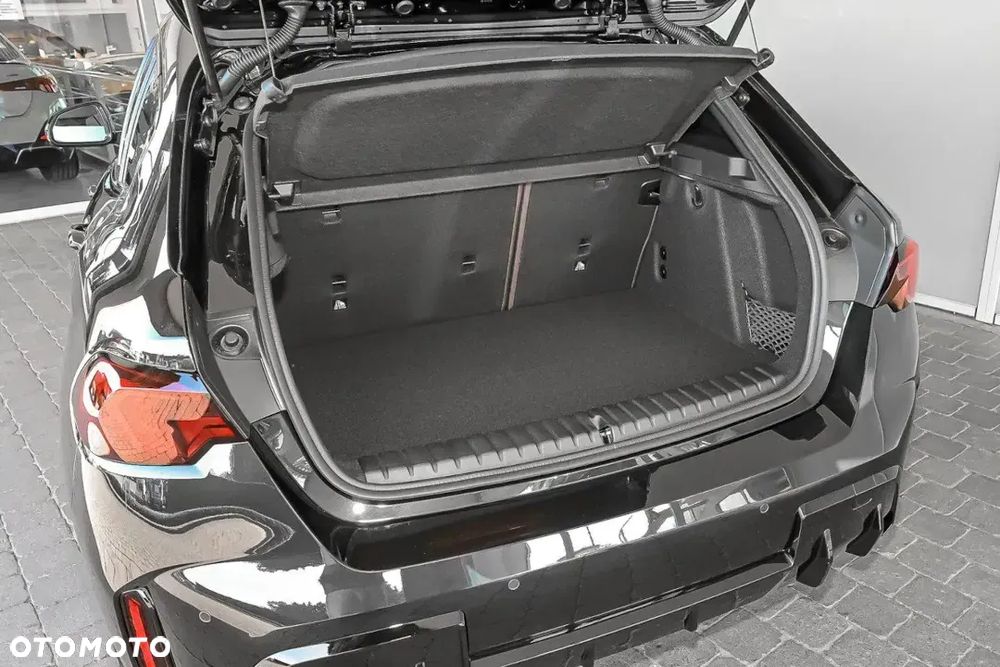 BMW Seria 1 123 mHEV xDrive - 9