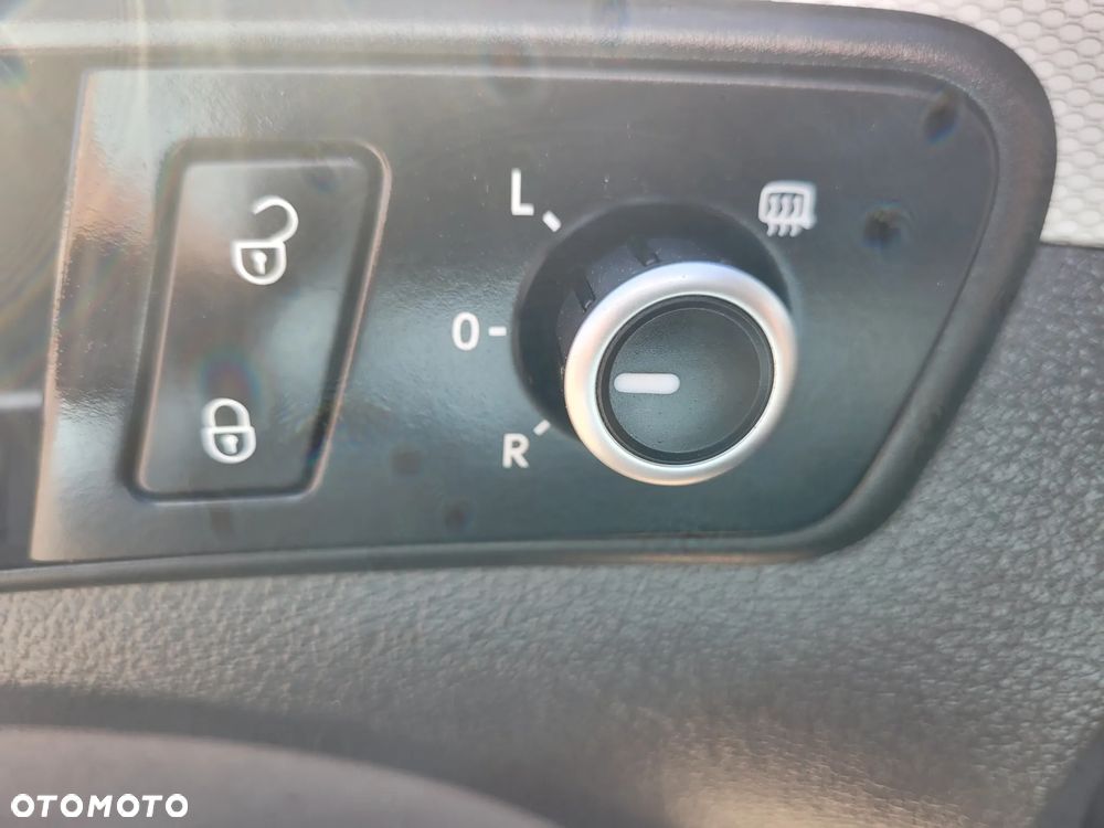 Volkswagen Touran 1.6 TDI DPF BlueMotion Technology Life - 25