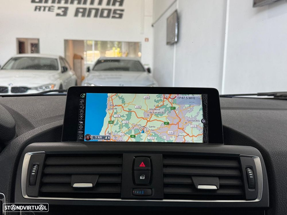 BMW 120 d Pack M - 23